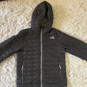 The North Face Kids Black Quilted Puffer Jacket 10/12 large